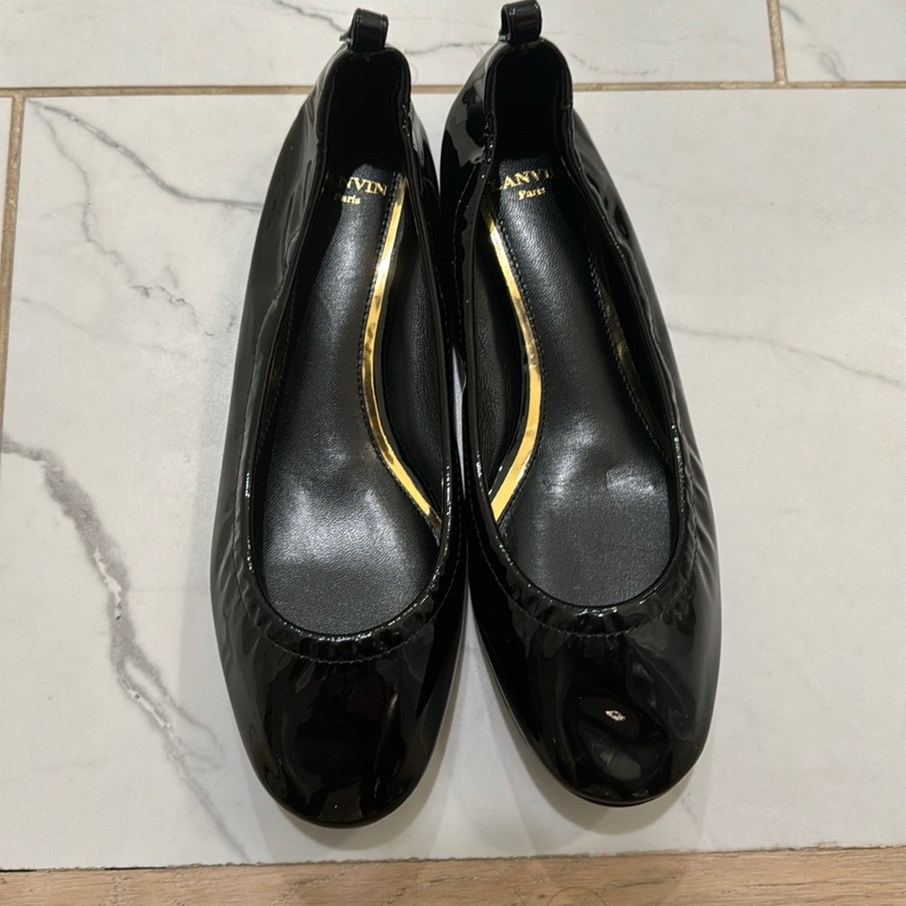 NWOT Lanvin black patent leather flats 39.5